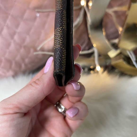 AUTHENTIC LOUIS VUITTON DAMIER MULTICLES 4 RING KEY CASE - Picture 9 of 16